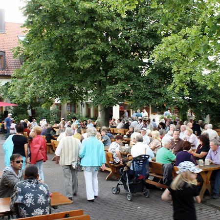 Brauerei Gasthof Kraus Hirschaid Exteriör bild